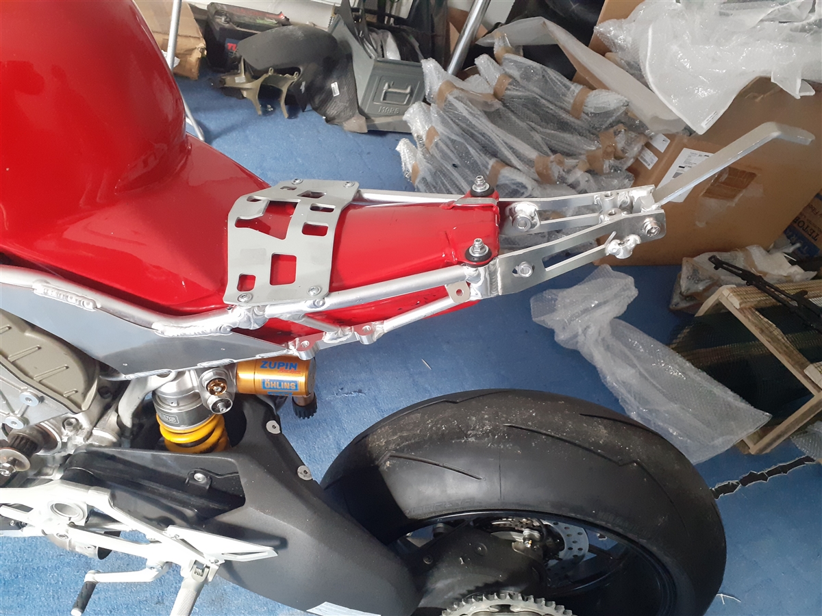 Motoholders Subframe for Ducati Panigale V4 with Undertail Exhaust Mounts Motoholders Subframe for Ducati Panigale V4 with Undertail Exhaust Mounts